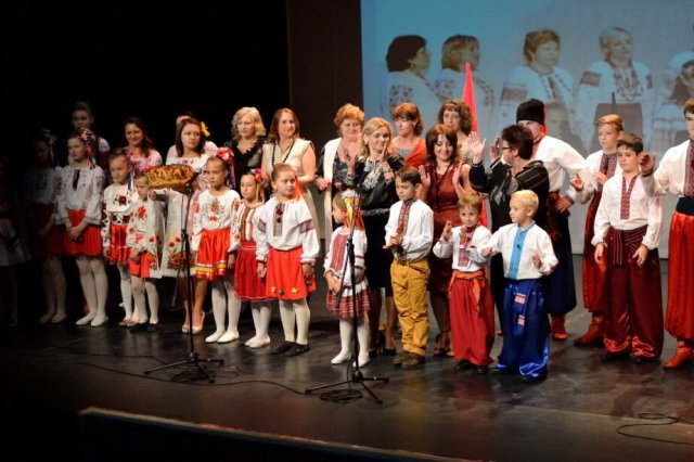 Спілкі українців у Португалії 10 років