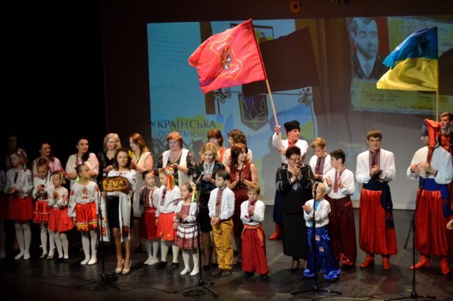 Спілкі українців у Португалії 10 років