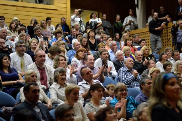 Спілкі українців у Португалії 10 років