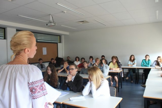 Відкритий урок приурочений річниці створення УПА в школі Дивосвіт