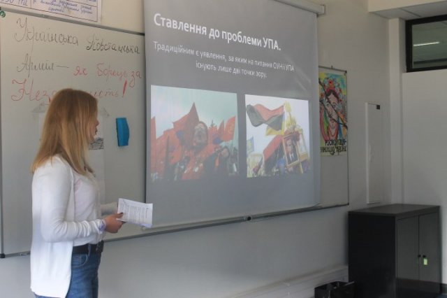 Відкритий урок приурочений річниці створення УПА в школі Дивосвіт