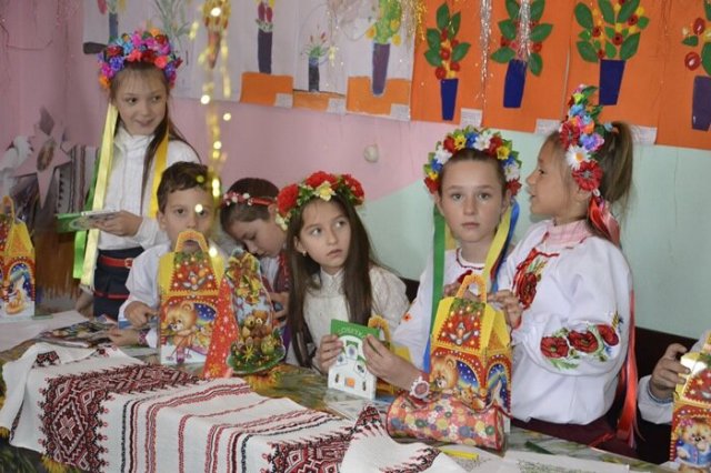 Свято Миколая у Сантарень