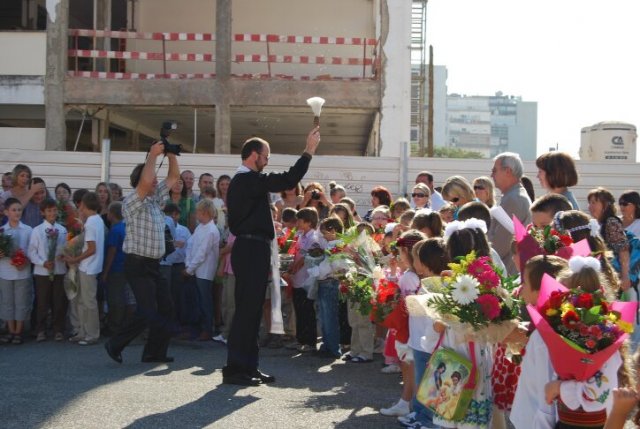 Перший дзвоник в школі Дивосвіт